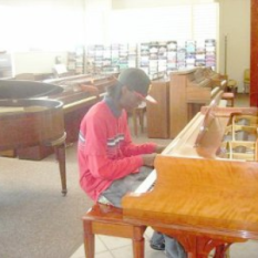 Antoine Smith, pianist