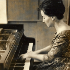 Bozena Griner, Piano