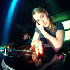 DJ Ludmilla