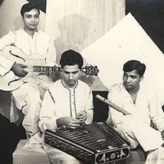 Pandi Shiv Kumar Sharma, Hari Prasad Chaurasia & Brij Bhusan Kabra