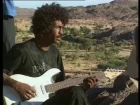 Teshumara (Tinariwen) - гитары восстания туарегов (русская озвучка)