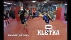 Тренировка по тайскому боксу у Андрея Басынина в СК KLETKA