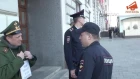 СРОЧНО⚡️Полиция задержала офицера Минобороны РФ на одиночном пикете в Москве