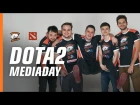 How to strike a pose? Having fun at mediaday with VP Dota 2 team
