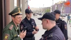 СРОЧНО⚡️Полиция снова задержала офицера Минобороны РФ на одиночном пикете в Москве