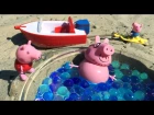 Свинка Пеппа с семьей путешествует на лодке. Развивающее видео для детей. Peppa pig toy