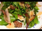Салат с куриной печенью и грушей / Salad with chicken liver and pear