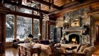 HD Christmas Screensaver - Snow falling, Fire crackling sound, Cosy, Let it snow - 2 hours 30 mins