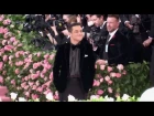Rami Malek really close to Charlotte Gainsbourg at the 2019 MET gala in NYC