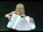 СМУГЛЯНКА-Самые красивые аккордеонистки России - дуэт"ЛюбАня"- ACCORDION DUET LA