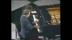 Victor Borge - Hungarian Rhapsody No. 2 piano jokes