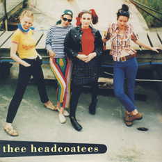 Headcoatees, Thee