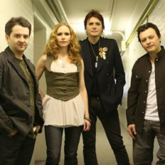 Manic Street Preachers and Nina Persson