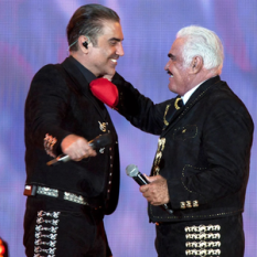 Alejandro Y Vicente Fernandez