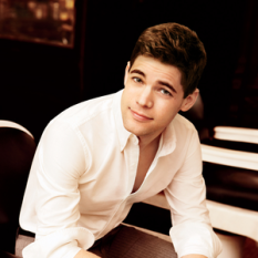 Jeremy Jordan